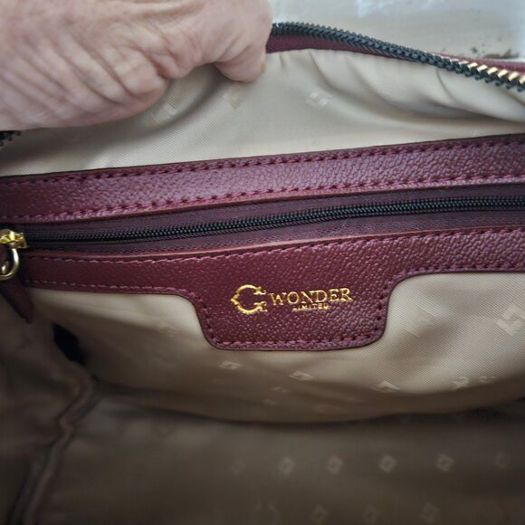C Wonder -Woman`s NWT Burgundy Ever Speedy Satchel -Crossbody Handbag - Picture 7 of 10